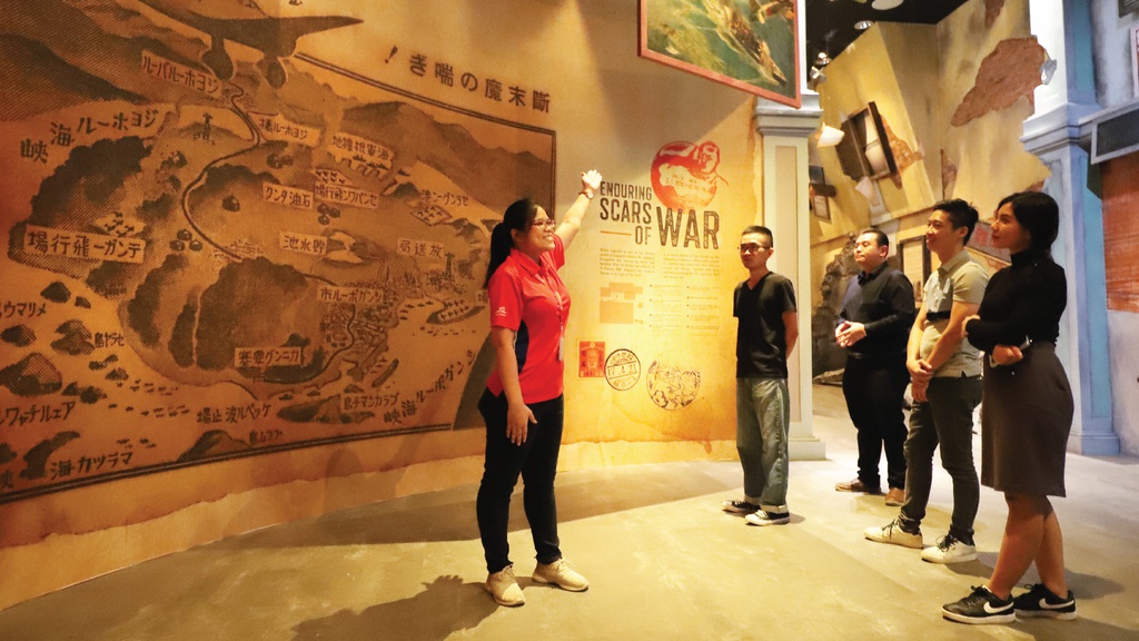 Guided Tour - Permanent Exhibits Gallery | Defence Collective Singapore